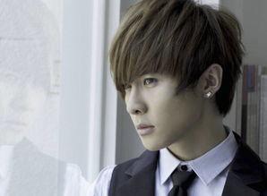 唐禹哲早期爆料图片视频,揭秘明星背后的真实生活片段